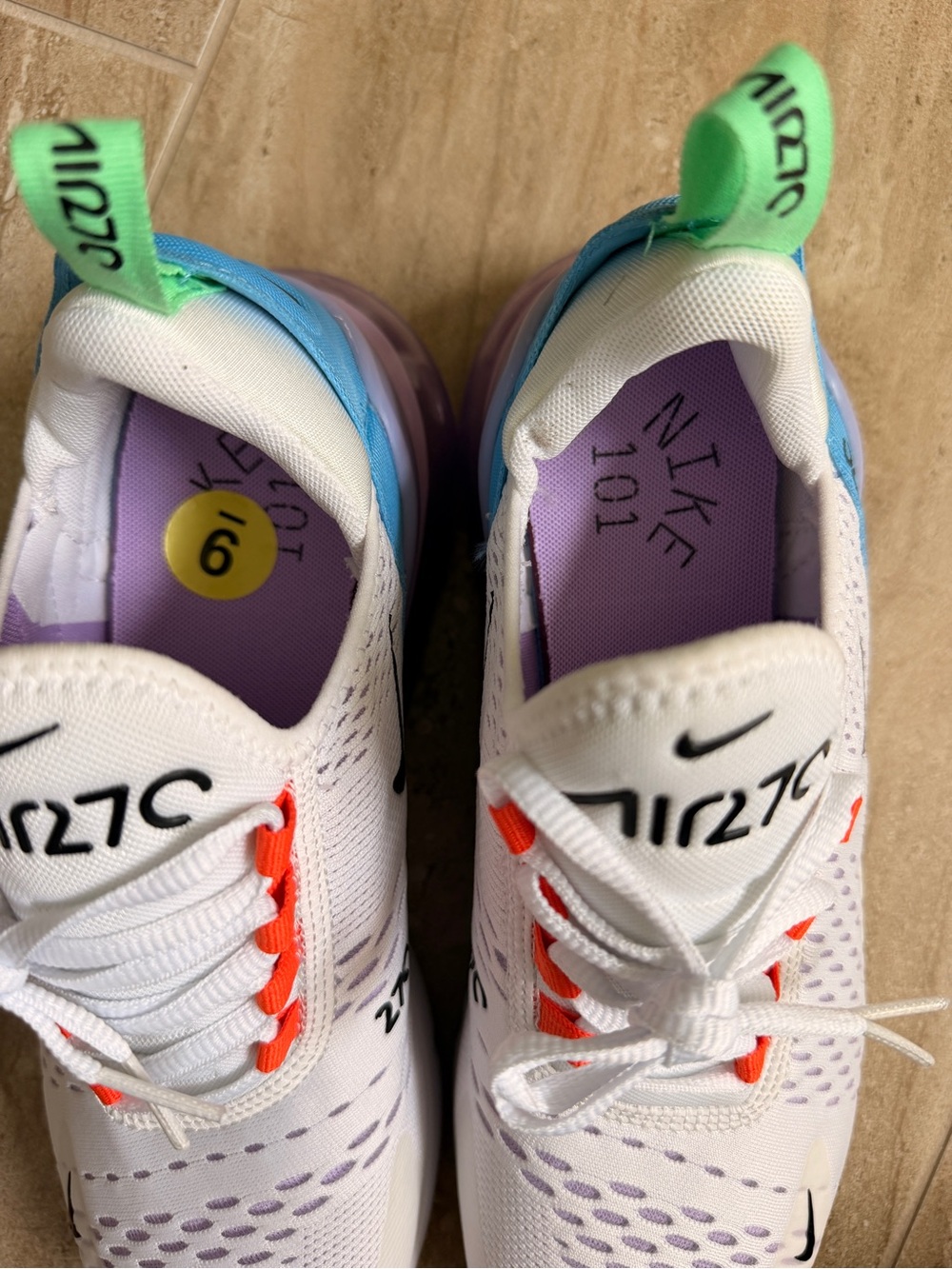 New Women’s Nike Air Max 270 - Picture 6 of 7